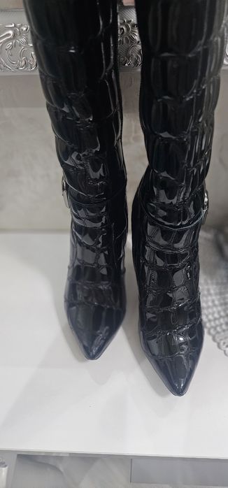 Лаковые сапоги 35