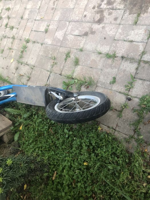 Vand trotineta Arcore la 60 lei