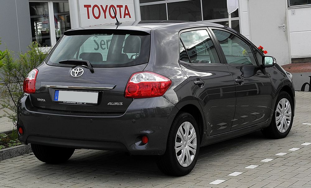 Toyota Auris (E15), 2010-2013 PIESE AUTO