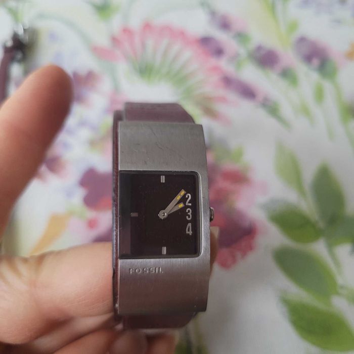 FOSSIL часовници