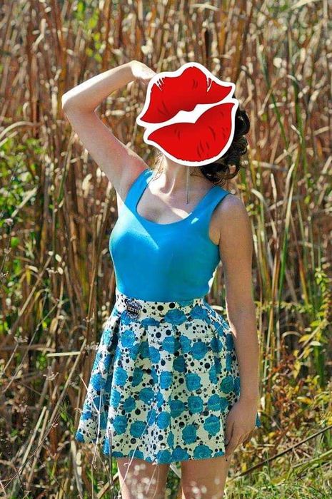 Бутикова секси рокля