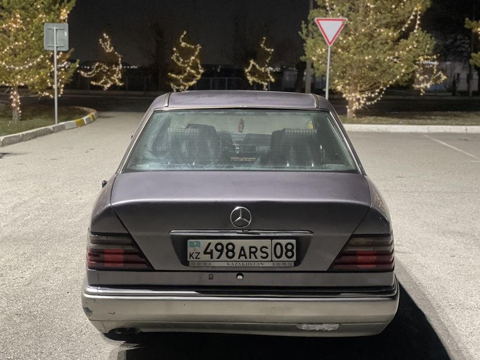 Мерседес w124 E320