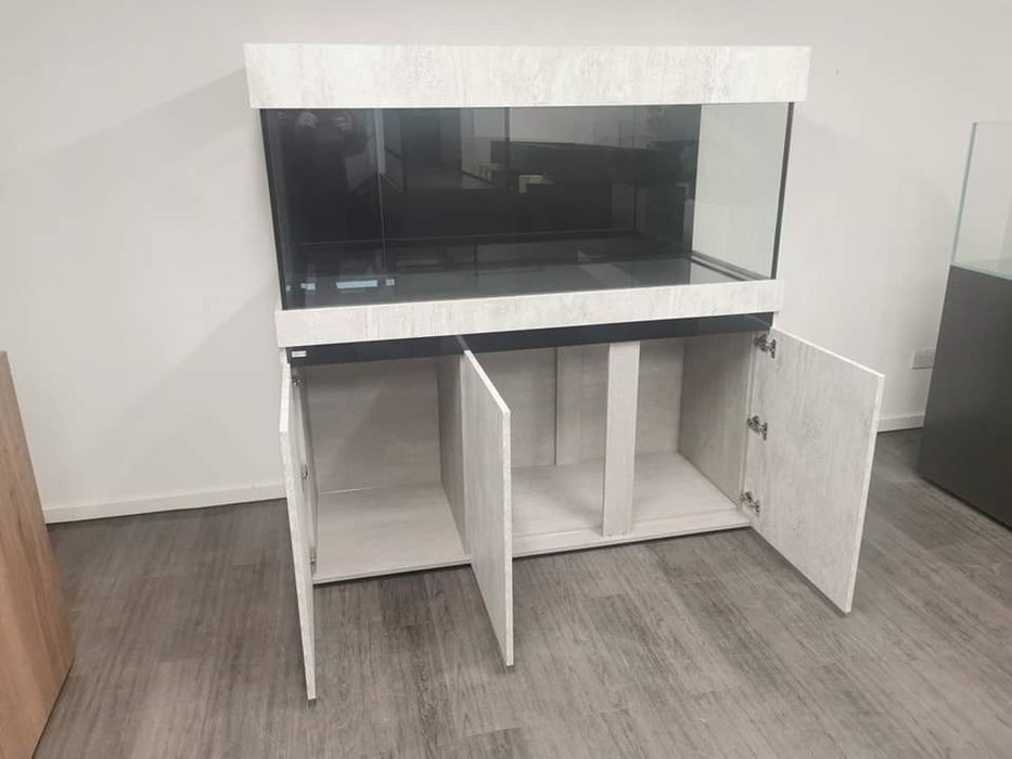 Мебель с аквариумом