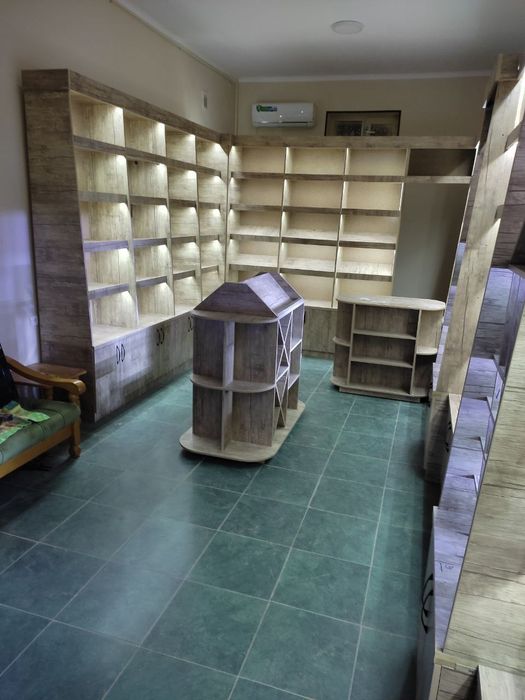 Tayyor biznes uchun mebellar sotiladi