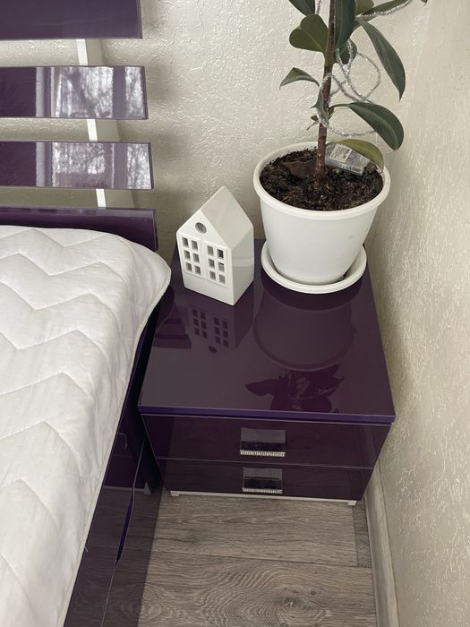 Кровать двуспальная