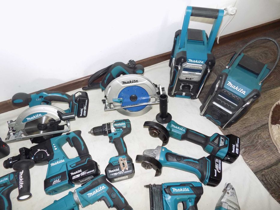 Scule Makita 18V  si  scule Makita 220V