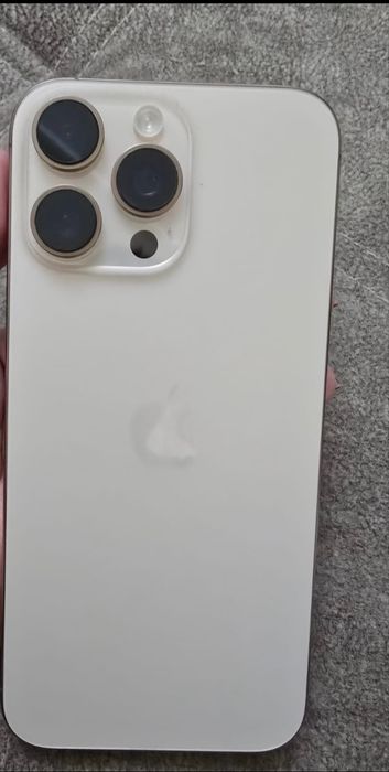 Айфон 16 про мах