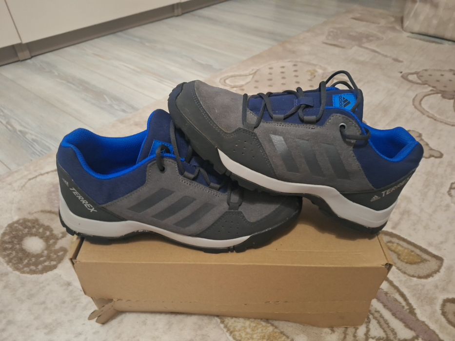 Дамски маратонки Adidas Terrex  39