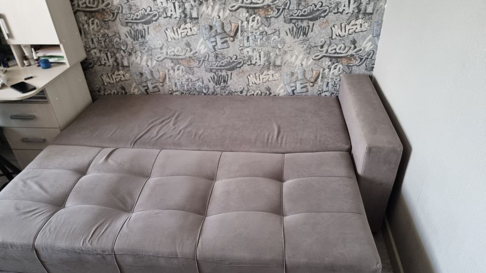 Продам диван для подростка