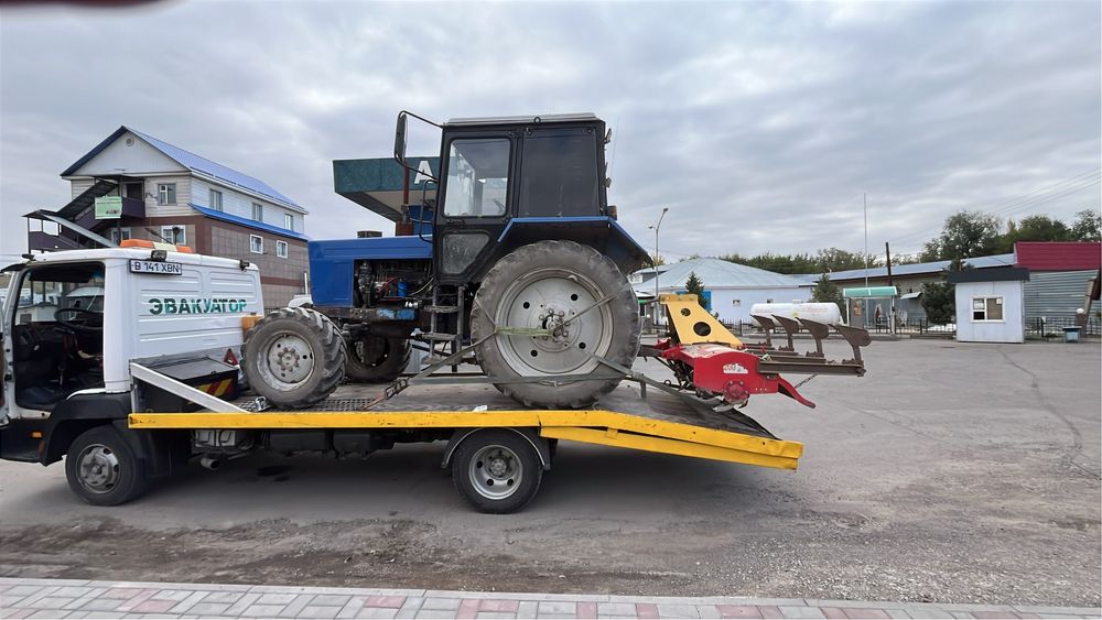 Услуги эвакуатора 24/7.