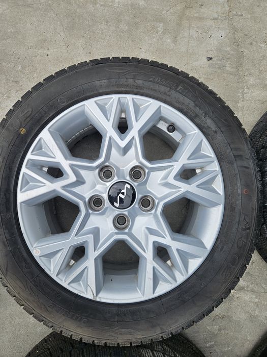 Джанти с гуми за Kia Ceed 2024г 5x114.3  16цола