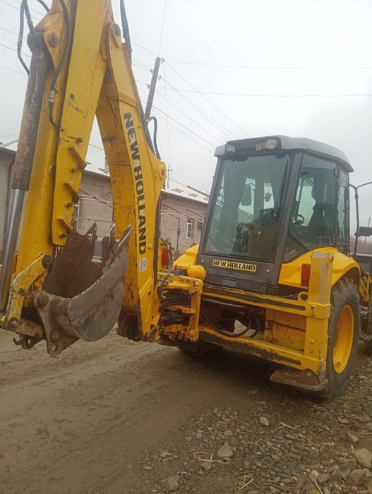 New Holland pogruzchik B90B
