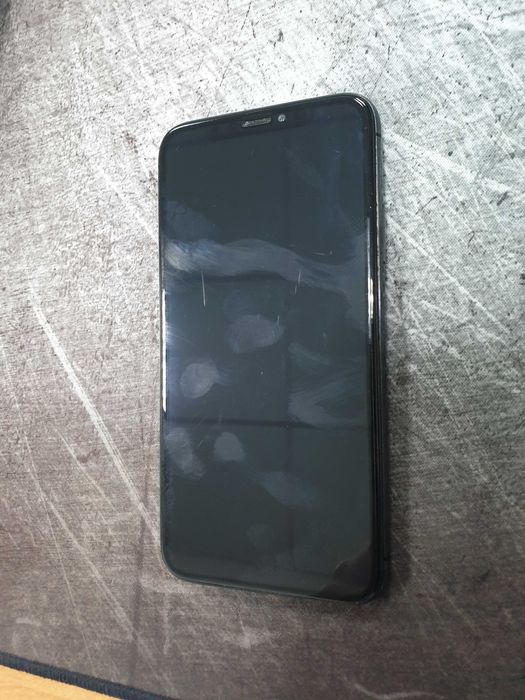 iPhone XS на запчасти