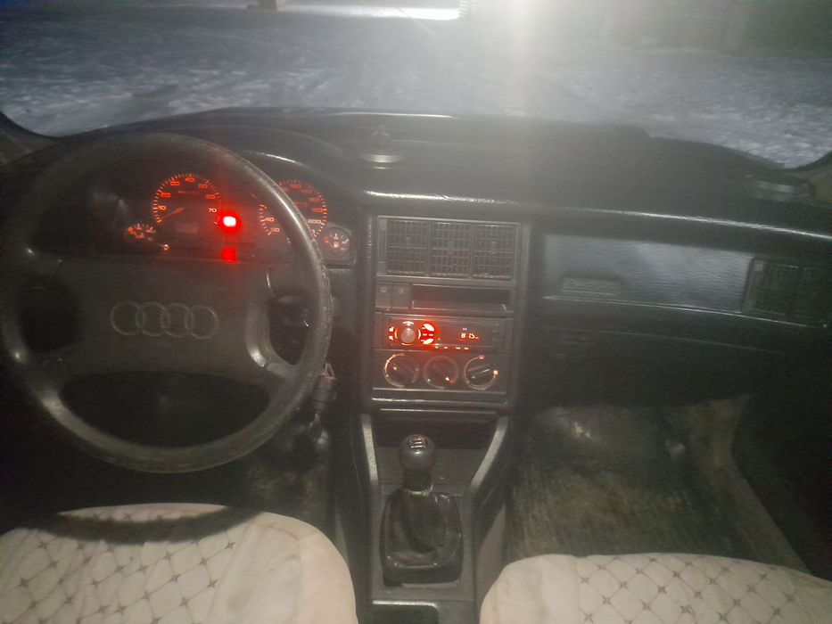 Продам ауди 80 1990 года