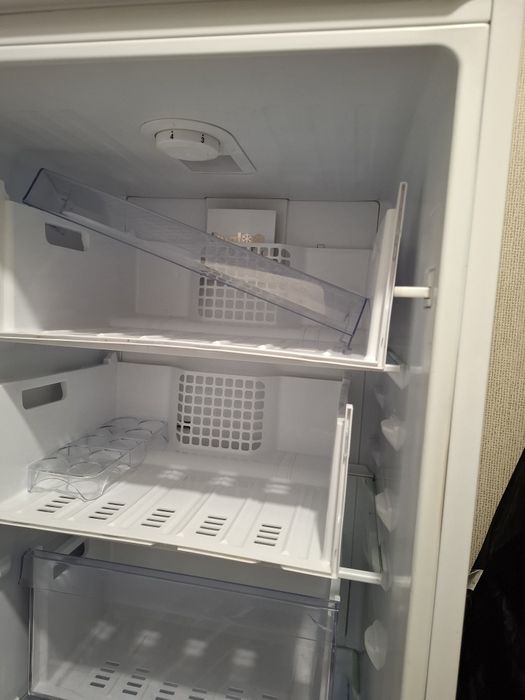 Продам б/у холодильник