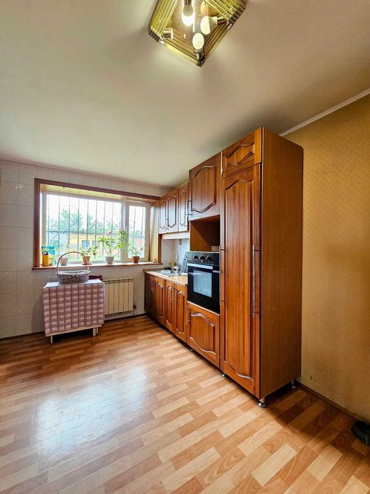 Продается дом Тепличная