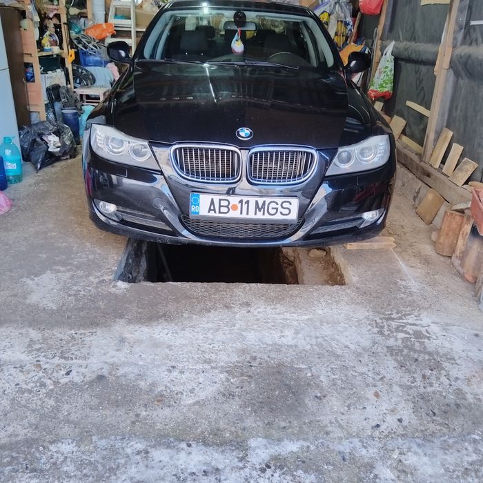 Se vinde BMW E 90