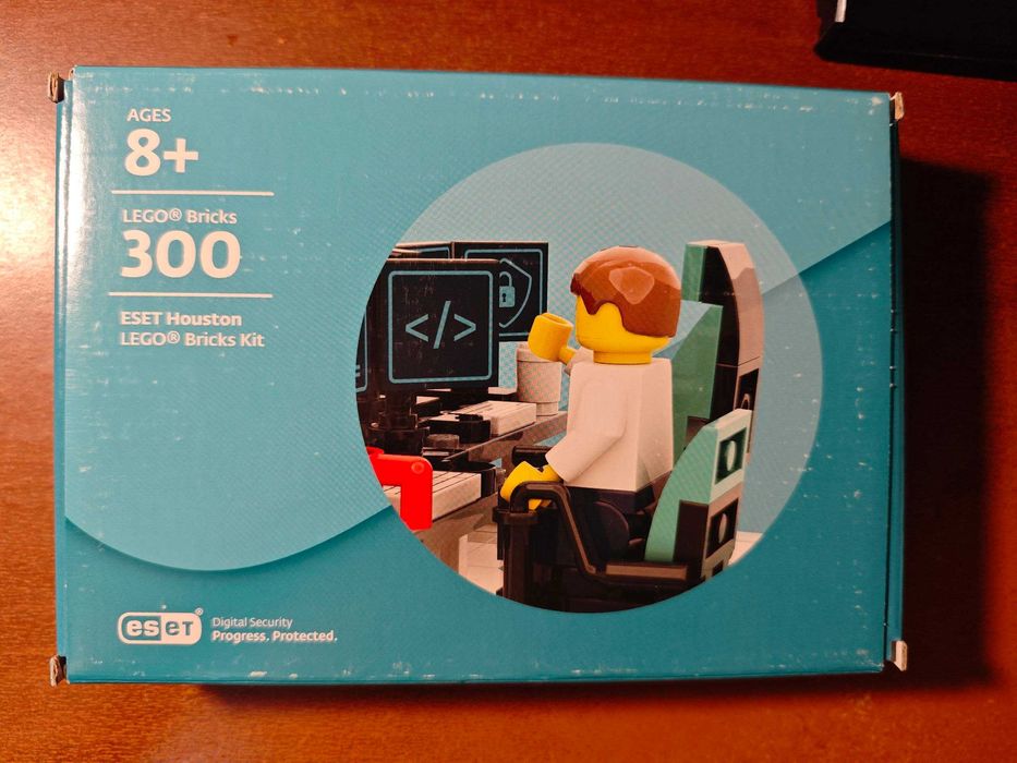 Набор Lego ESET Houston, 300 деталей, коллекционный