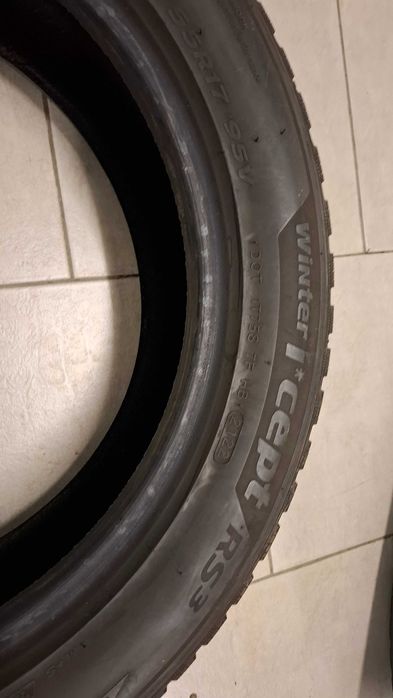 2бр зимни гуми Hankook 205 55 17