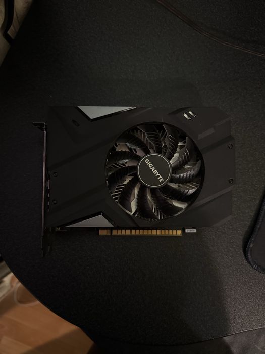 Gtx 1650 super.