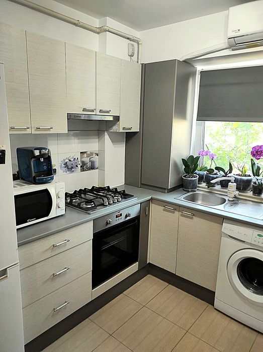 Apartament 2 camere cu parcare interioara Et.1 open space Bacau Tazlau