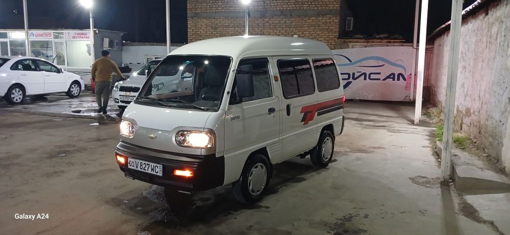 Chevrolet Damas 2 Deluxe