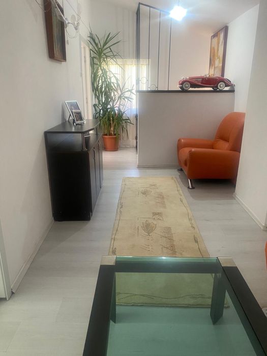 Inchiriez casa Azuga vis-a-vis partia de ski