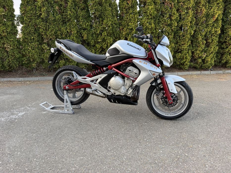 Kawasaki ER-6N 650 ( fabricatie 2009 ) Se poate limita A2