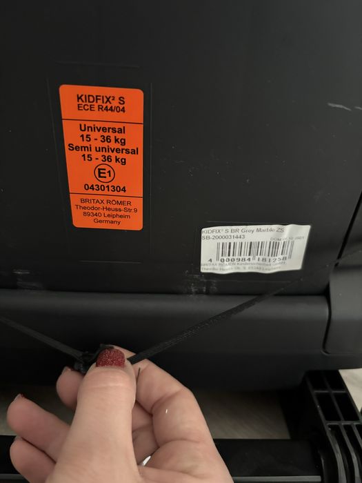 Детски стол за кола Britax Romer Kidfix III, M 15-36 kg, с ISOFIX