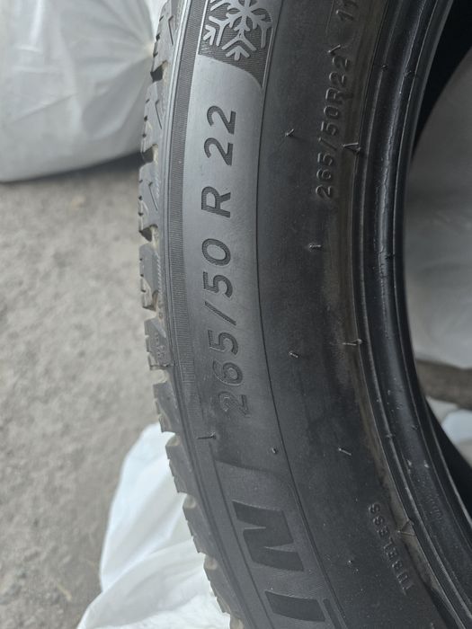 Michelin x ice snow 265/50/ R22