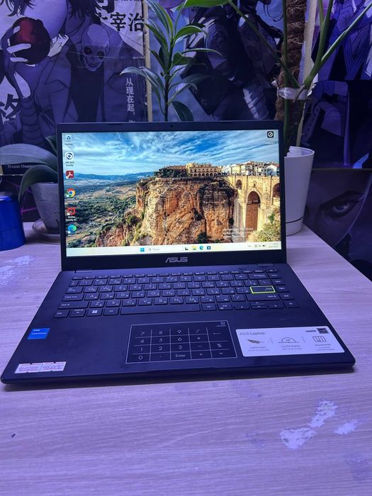 Asus VivoBook 256Gb