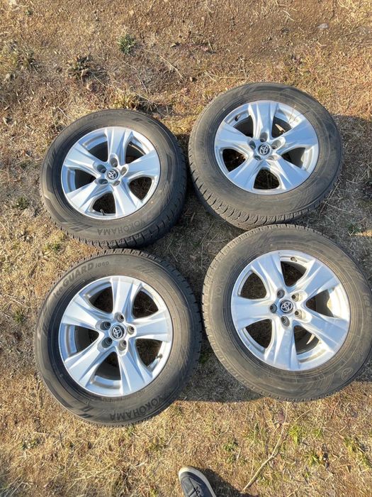 Баллоны Yokohama + диски.    Toyota Rav4 и highlander R17/225/65