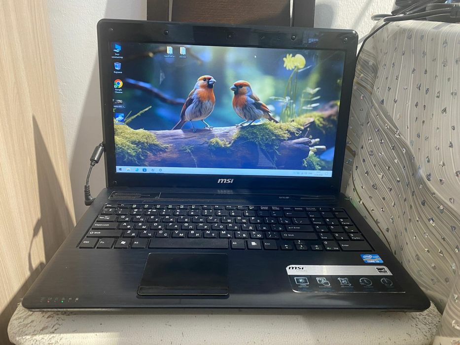 MSI intel core i3/SSD/Windows 10