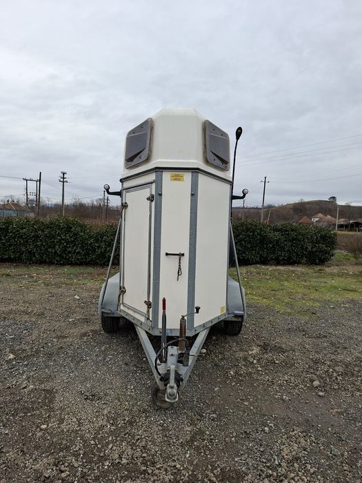 Vand remorca animale