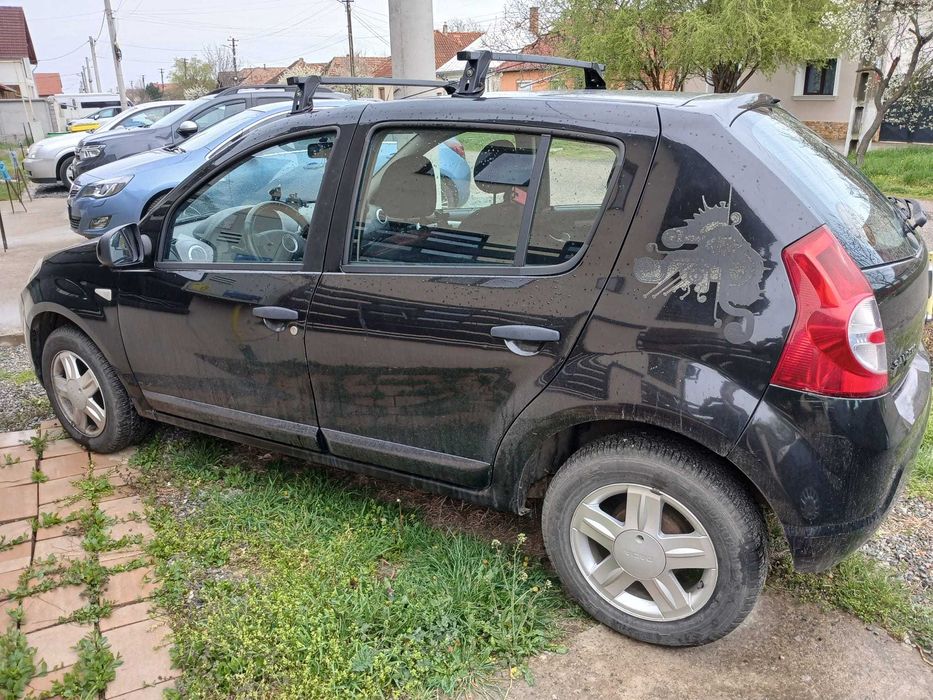 Dacia Sandero ediția limitată Kiss FM / 2009