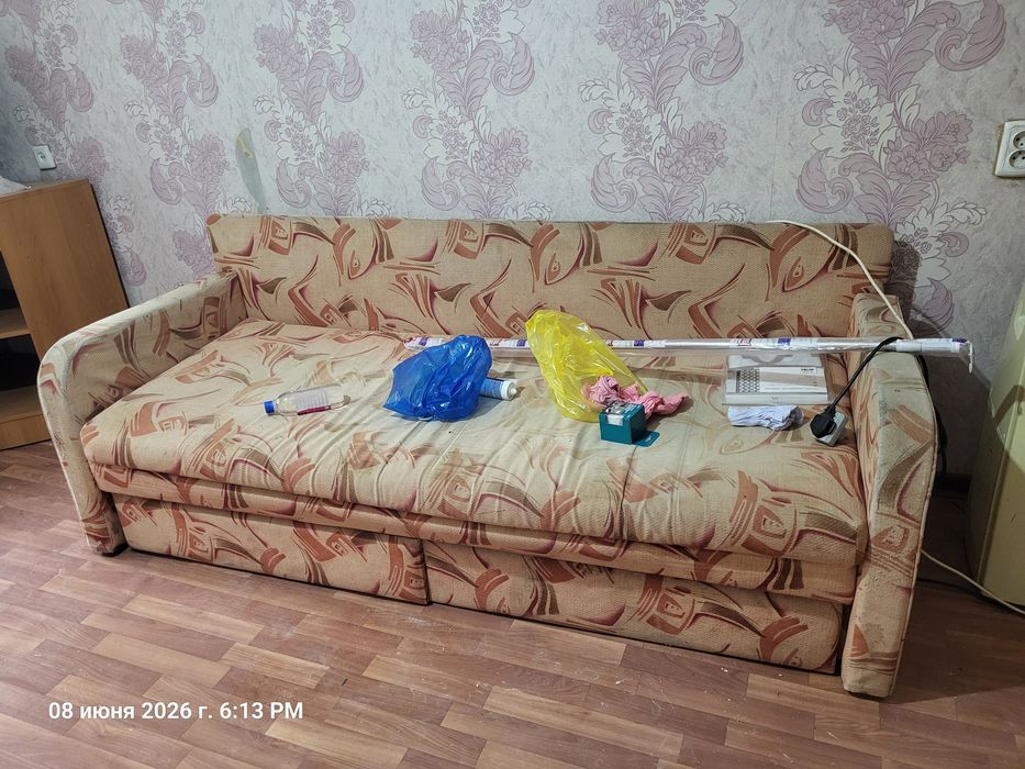 Диван б/у бесплатно