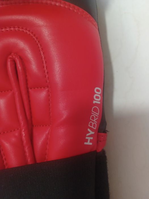 Боксови ръкавици adidas hybrid 100  10oz