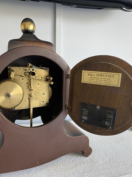 Ceas semineu, model deosebit