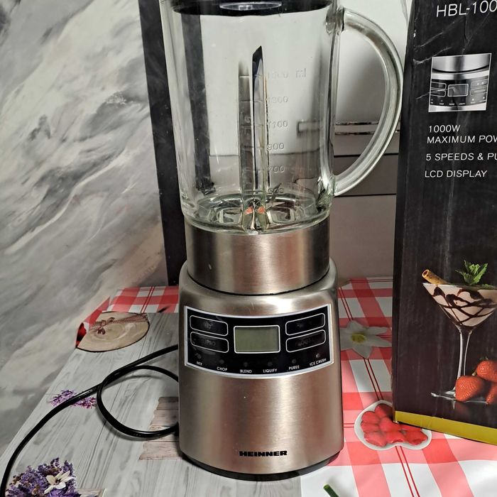 Blender  1000w display LCD cu functie zdrobire gheață