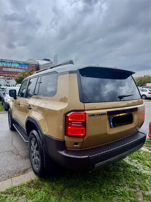 Aвтомобил за сватба, бал и трансфер летище