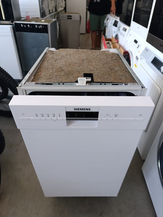 Съдомиялна за вграждане Siemens 45см