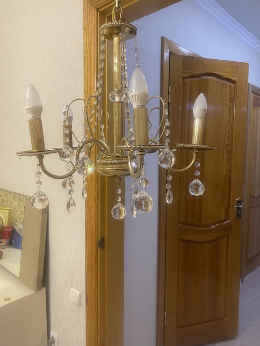 Люстра для дома б/у