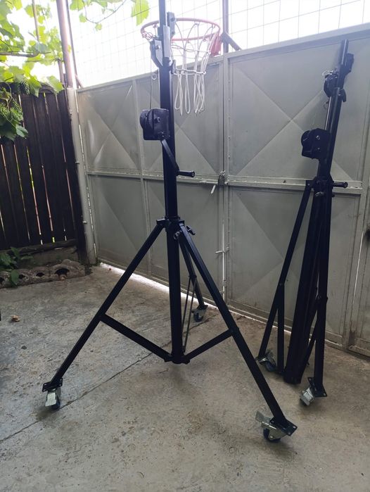 Stativ trepied picioare schela de lumini cu macara troliu scripete role cu franare  blocare 4 m 20 cm 4,20 metri
