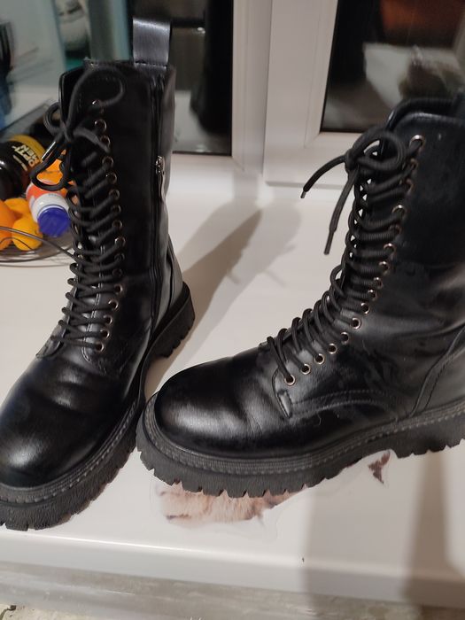 Ботинки зимние ,