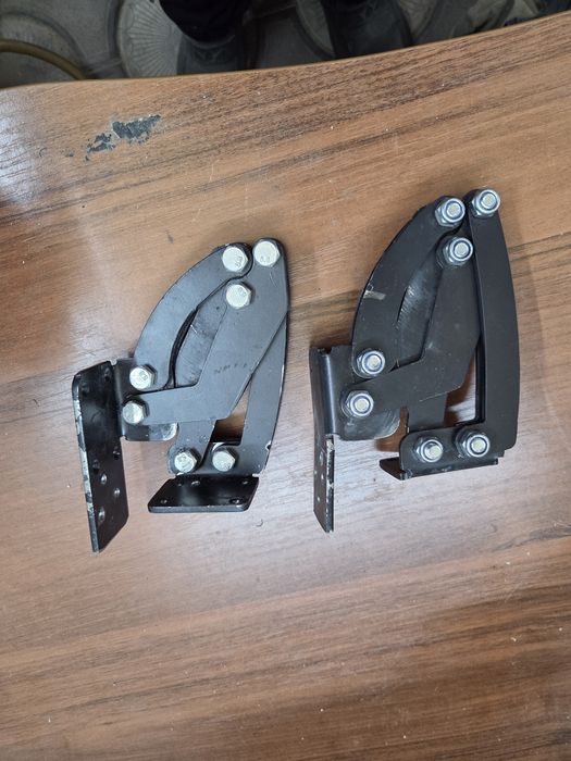 Петли скрытого типа для люка