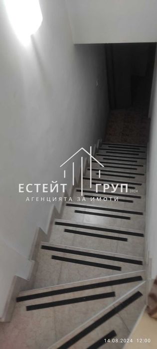 Дава се под наем Офис в Варна, Колхозен пазар - 43 кв.м за 255 € - Снимка #5