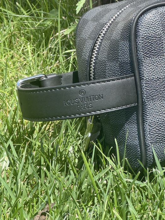 Locker Dopp Kit Louis Vuitton