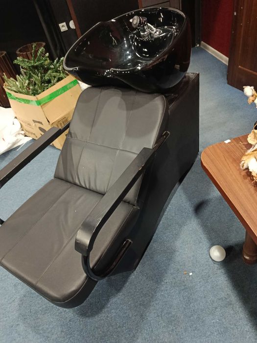 Продается мойка для парикмахеров