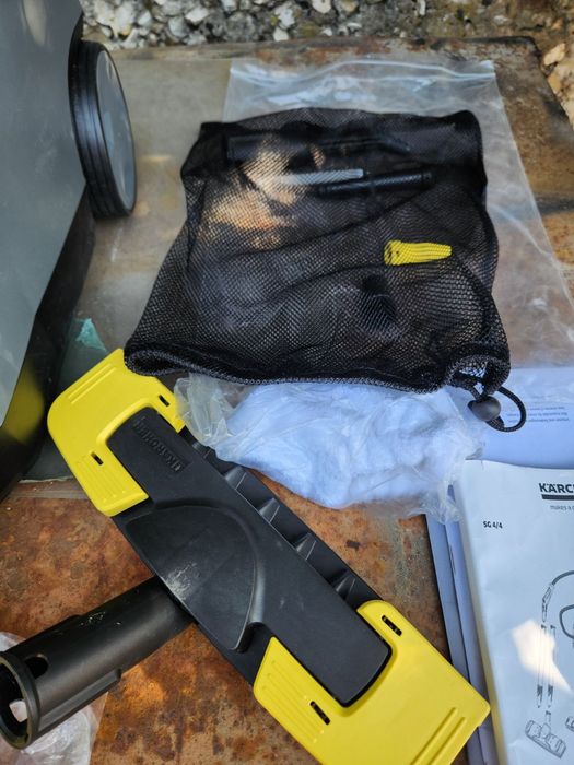 Професионална парочистачка karcher.