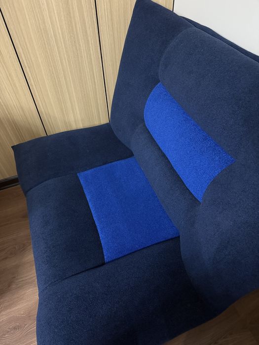 Диван с 2 креслами и подушками